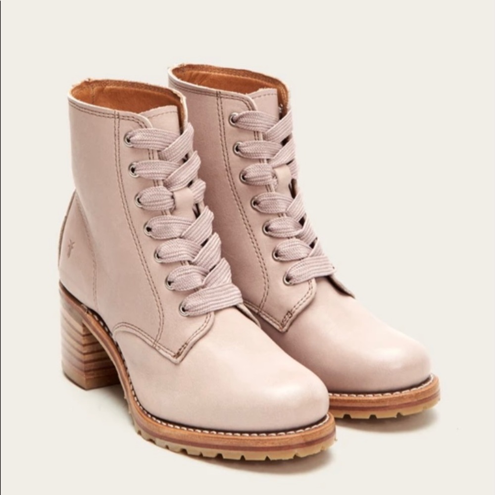 COPY - ISO Frye Sabrina Boots in Lilac or Pink